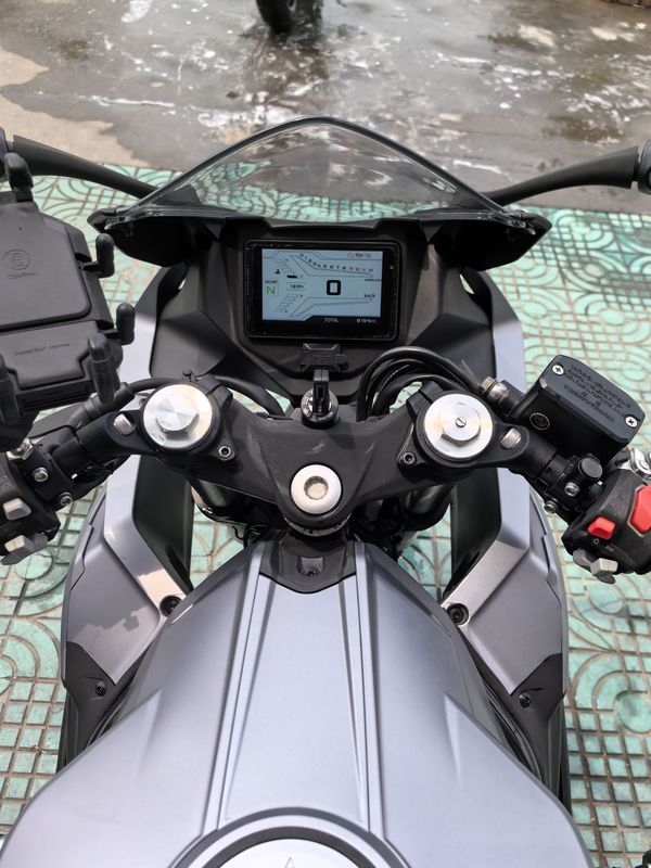 二手贝纳利龙卷风 Tornado 302R