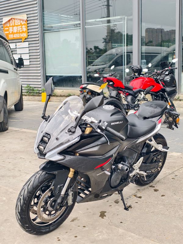 二手贝纳利龙卷风 Tornado 552R