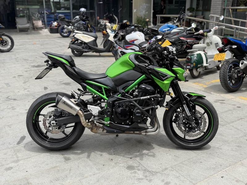 二手川崎Z900