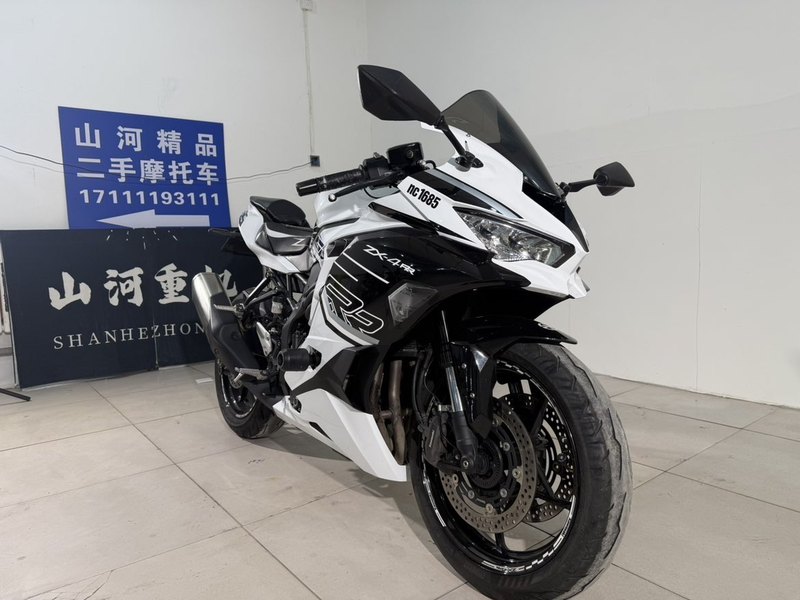 二手川崎ZX-4R