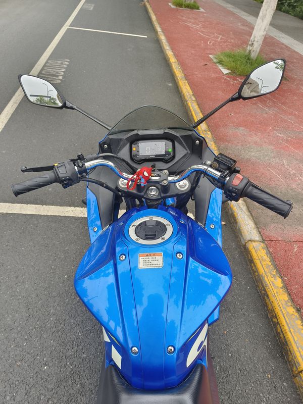 二手济南铃木极客飒 Gixxer 155