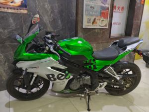 二手贝纳利龙卷风 Tornado 252R