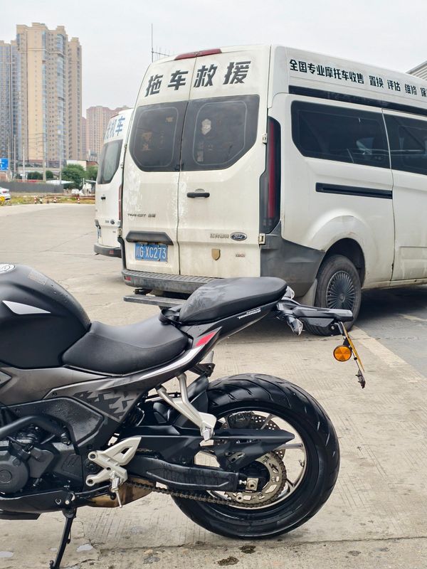 二手贝纳利龙卷风 Tornado 552R