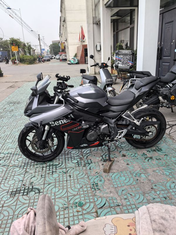 二手贝纳利龙卷风 Tornado 302R