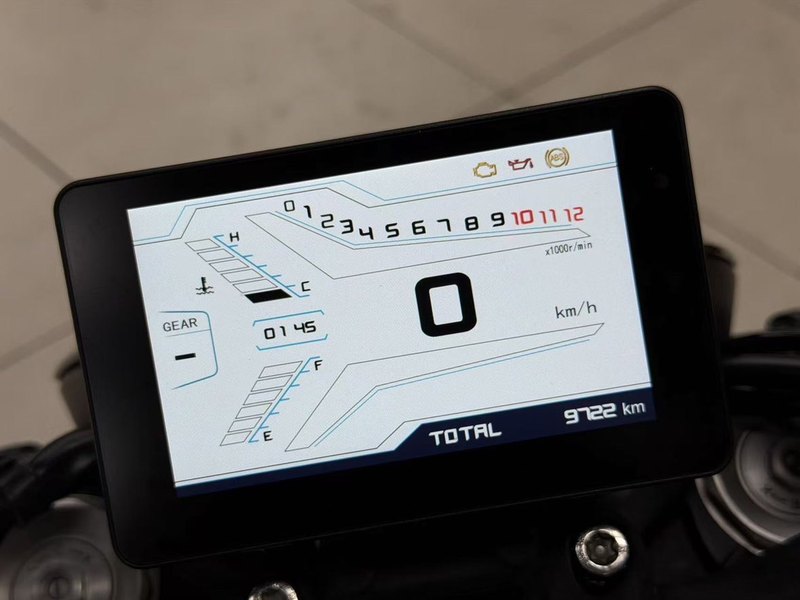 二手贝纳利TNT600i