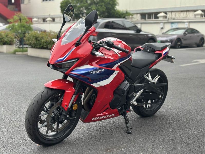 二手本田CBR400R