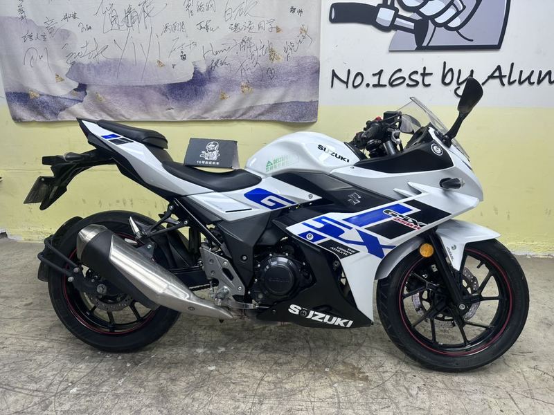 二手豪爵铃木GSX250R