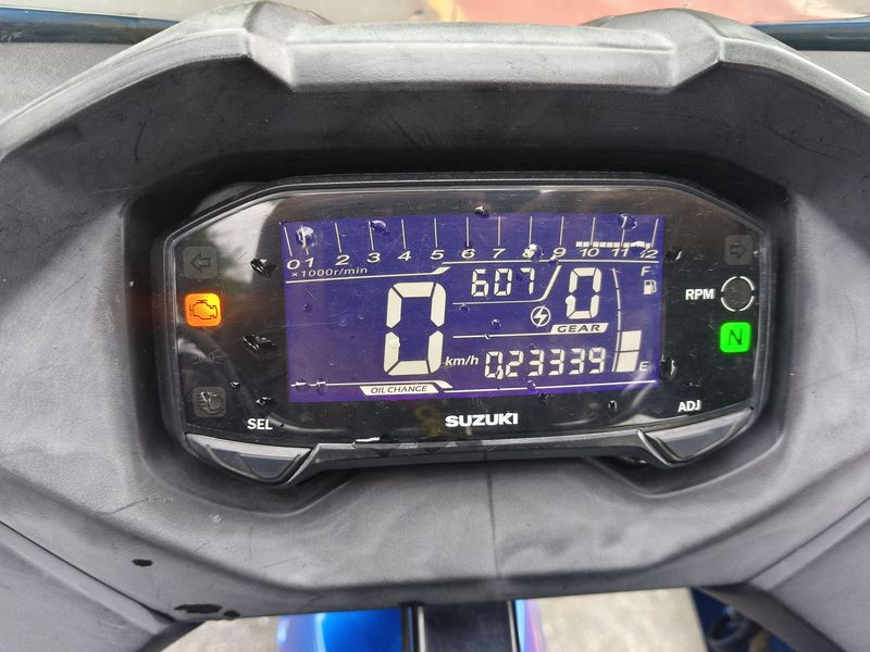 二手济南铃木极客飒 Gixxer 155