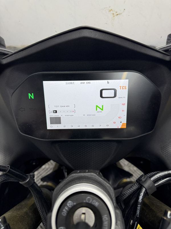 二手QJMOTOR赛800