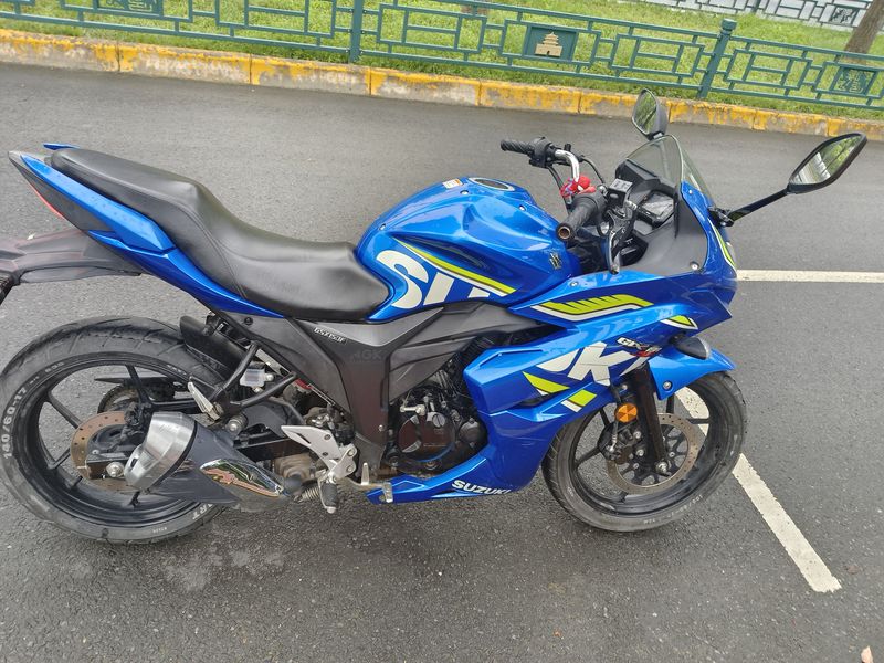 二手济南铃木极客飒 Gixxer 155