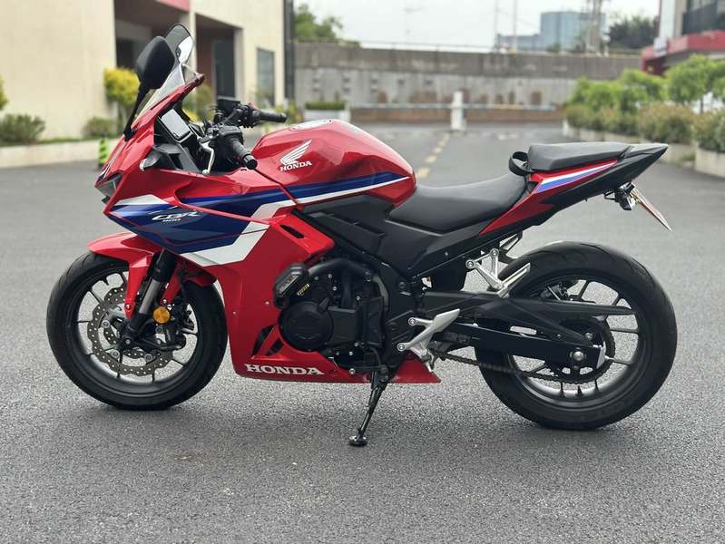 二手本田CBR400R