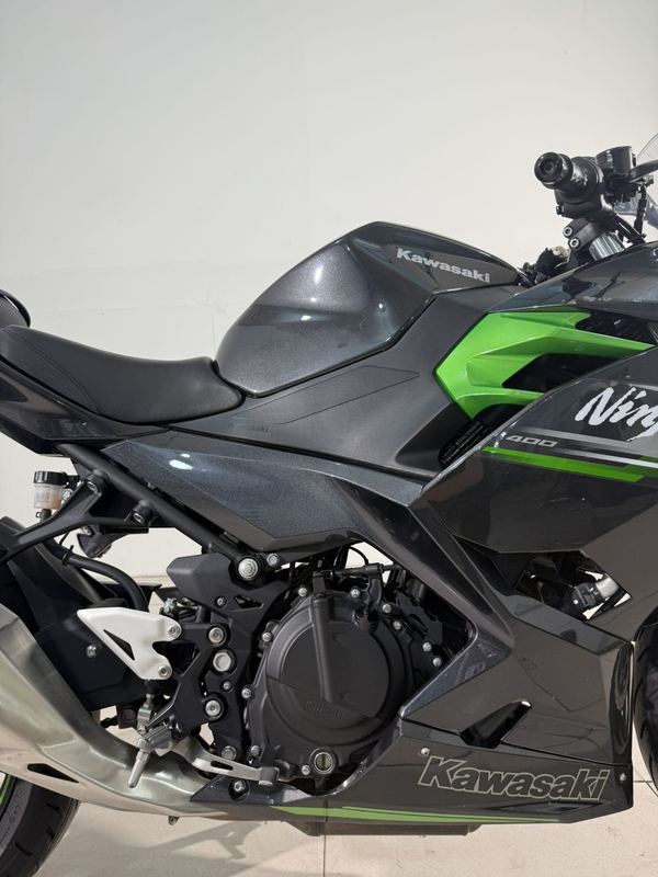 二手川崎Ninja 400