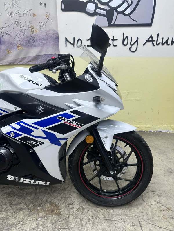 二手豪爵铃木GSX250R