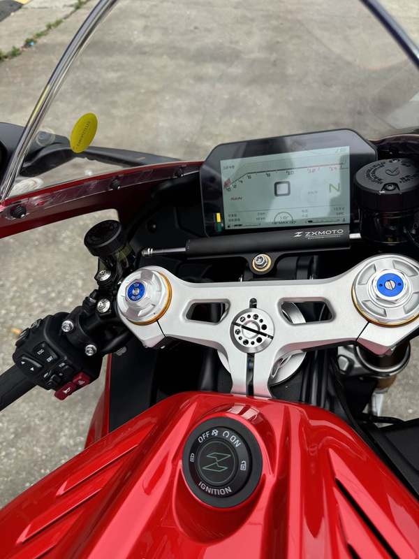 二手张雪机车820RR