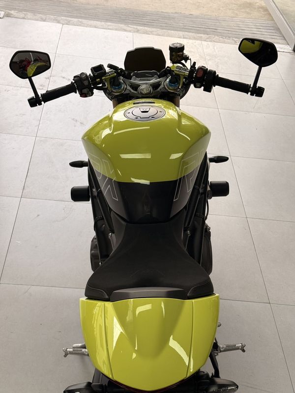 二手凯旋Speed Triple 1200