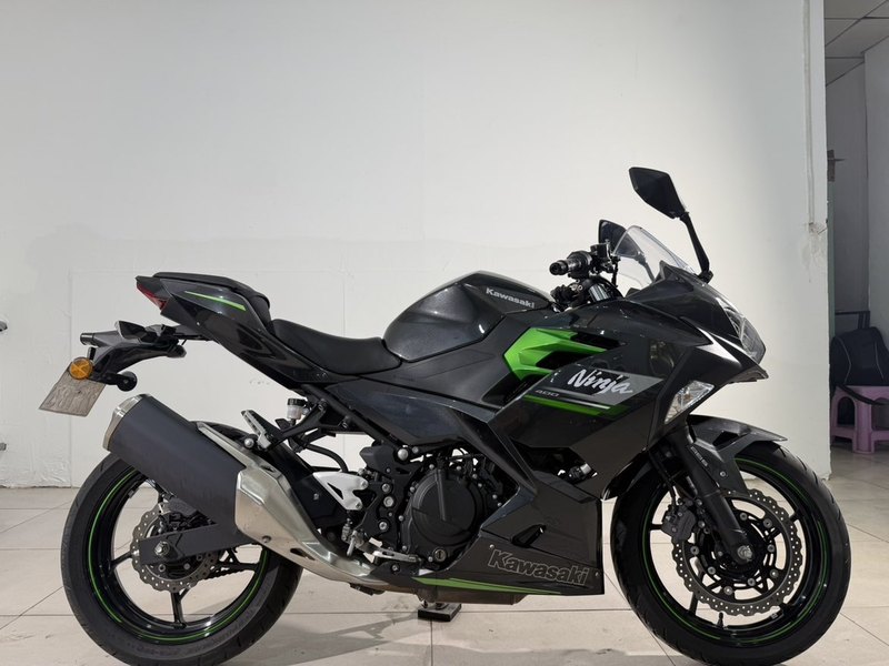 二手川崎Ninja 400