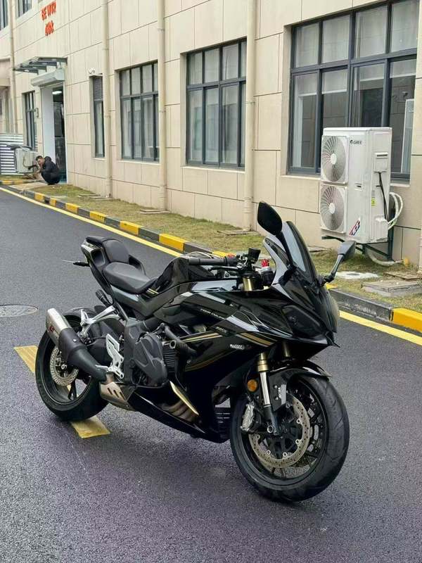 二手QJMOTOR赛800