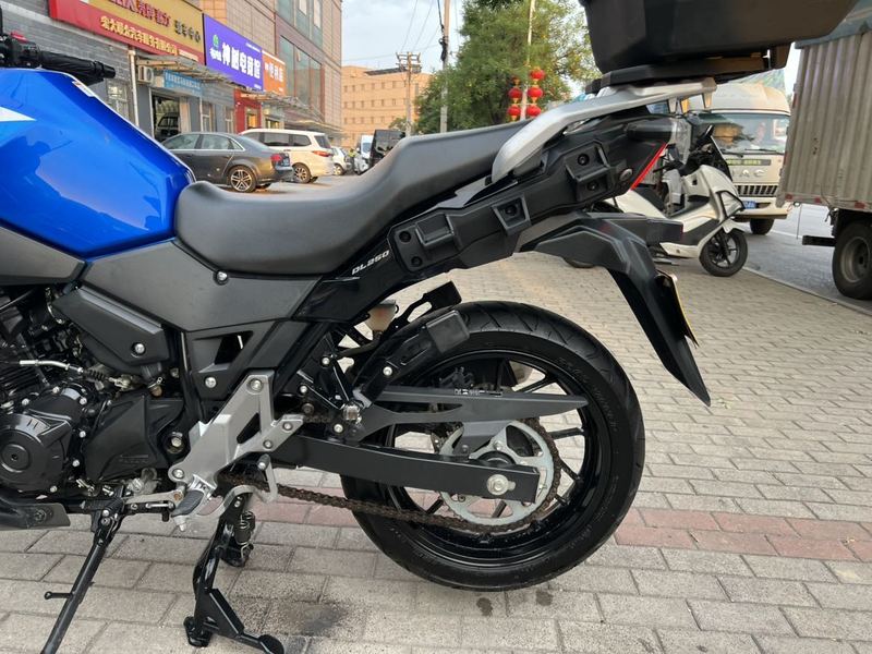 二手豪爵铃木DL250