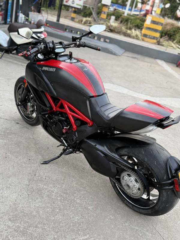 二手杜卡迪Diavel 