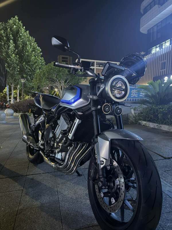 二手本田CB500 Super Four