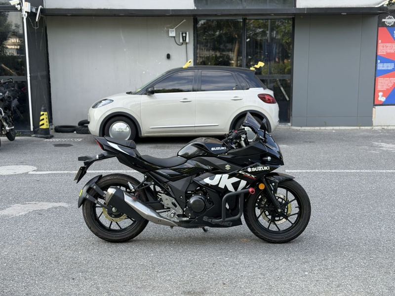 二手豪爵铃木GSX250R