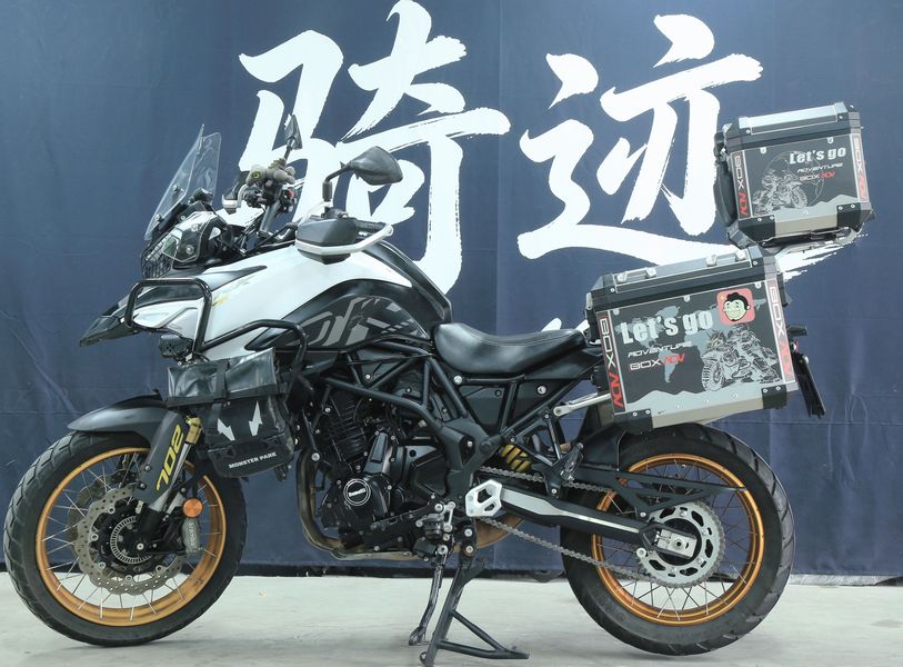 二手贝纳利TRK702
