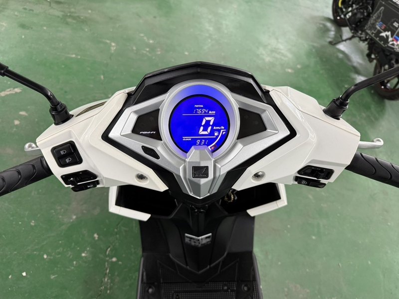 二手新大洲本田裂行 RX125Fi