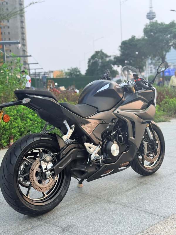 二手贝纳利龙卷风 Tornado 552R