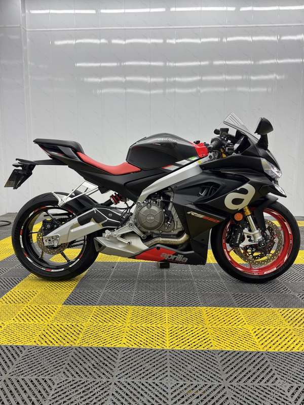 二手阿普利亚RS 660 