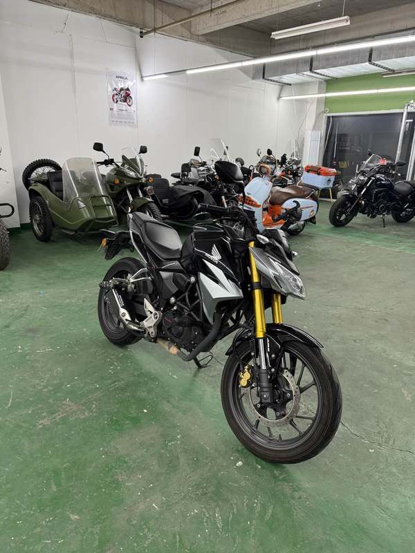 二手五羊本田CB190R 暴锋眼