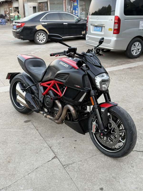 二手杜卡迪Diavel 