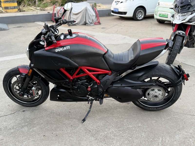 二手杜卡迪Diavel 