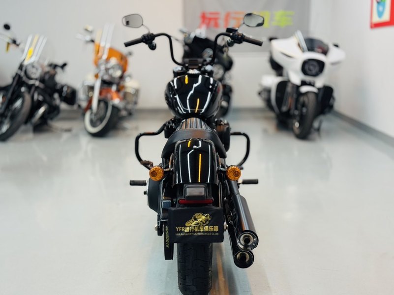 二手哈雷戴维森街霸 Street Bob