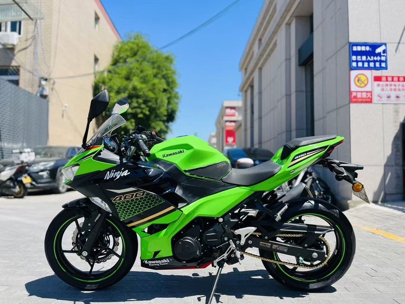 二手川崎Ninja 400