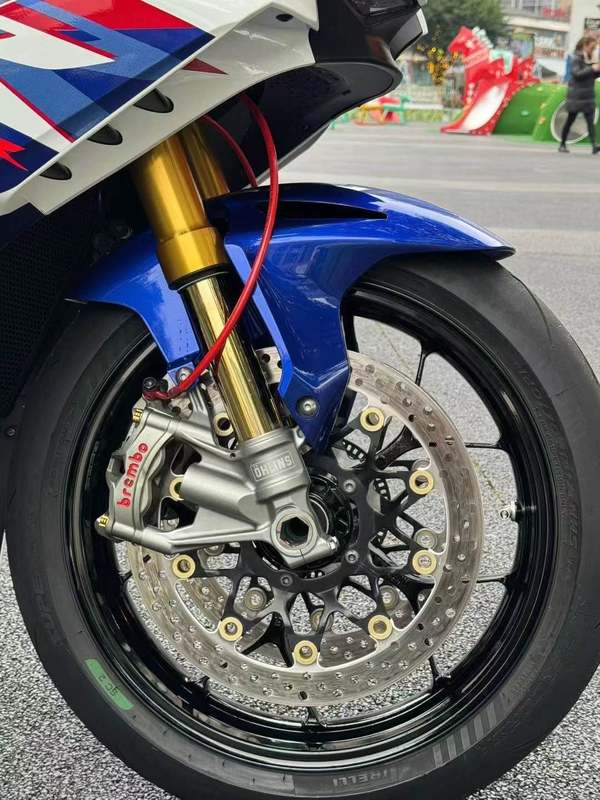 二手本田CBR 1000 RR-R