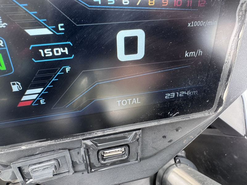 二手贝纳利龙卷风 Tornado 302R