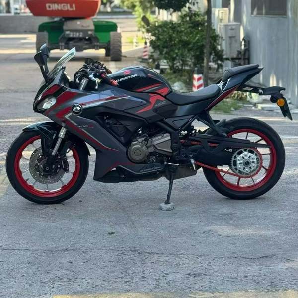 二手QJMOTOR赛400