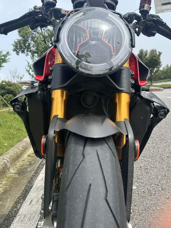 二手奥古斯塔Brutale 1000