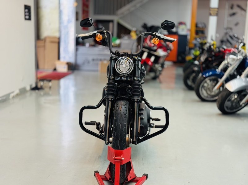 二手哈雷戴维森街霸 Street Bob