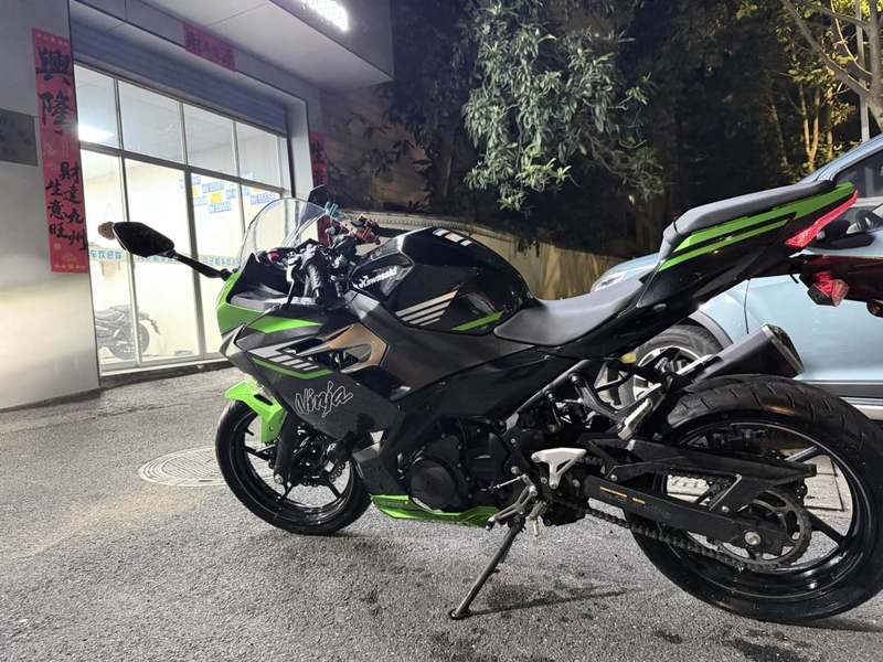 二手川崎Ninja 400