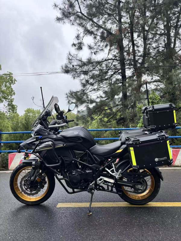 二手贝纳利TRK552