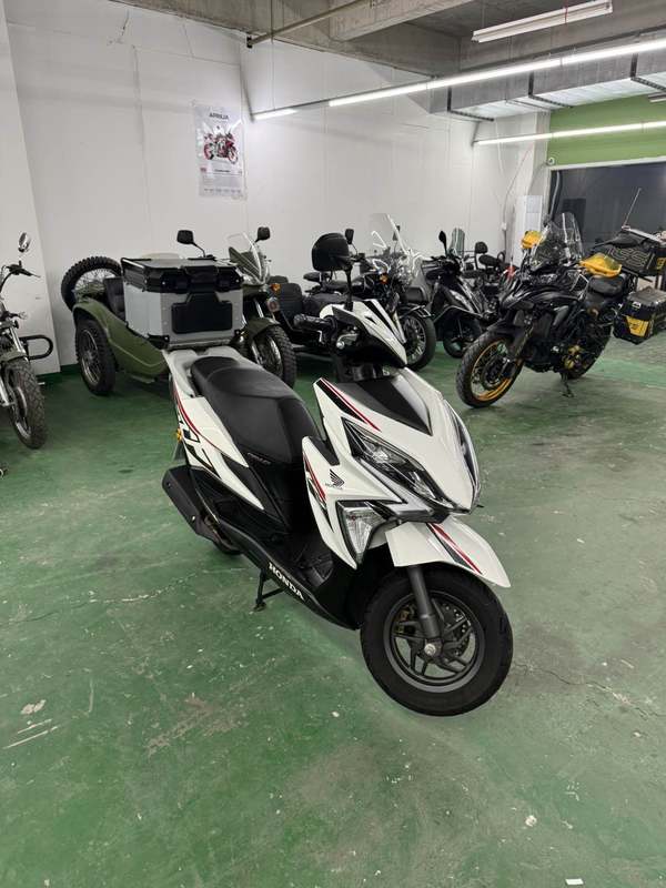 二手新大洲本田裂行 RX125Fi