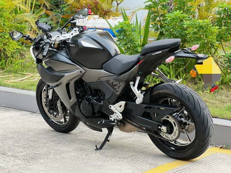 二手贝纳利龙卷风 Tornado 552R