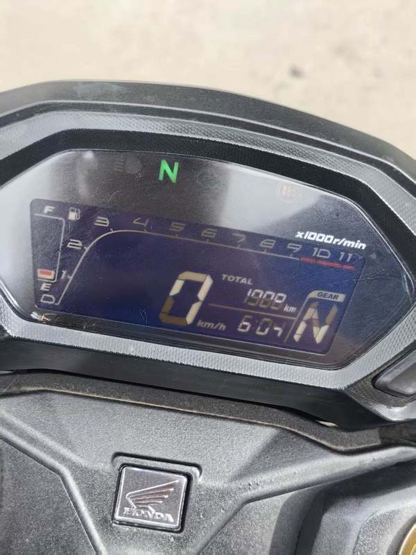 二手五羊本田CB190R 暴锋眼