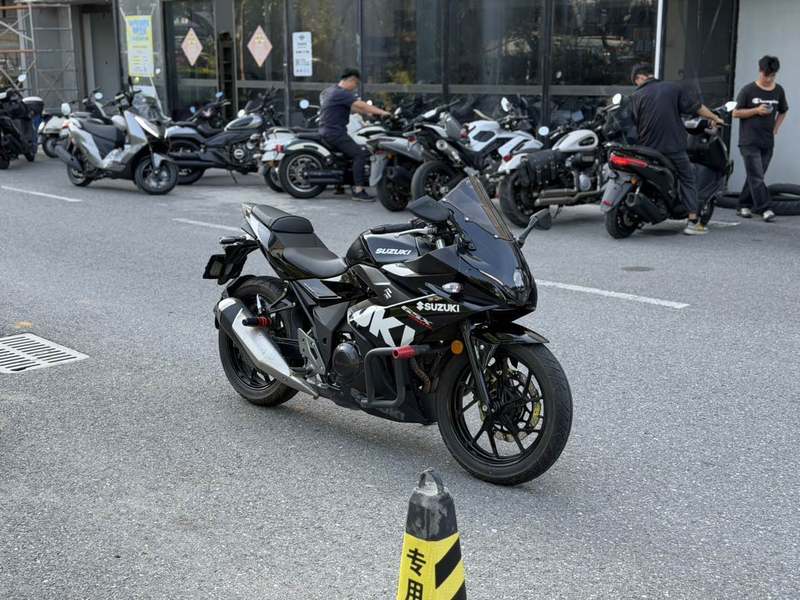 二手豪爵铃木GSX250R