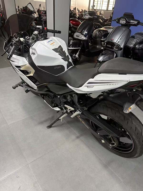 二手川崎Ninja 400
