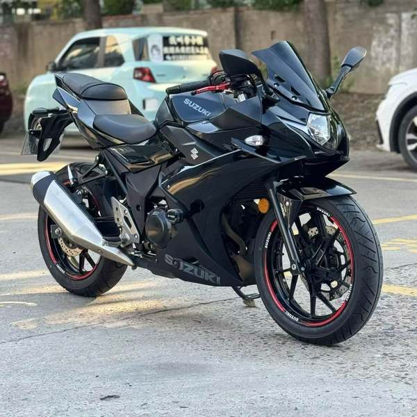 二手豪爵铃木GSX250R