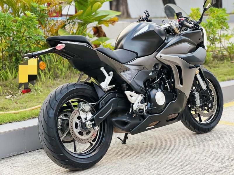 二手贝纳利龙卷风 Tornado 552R