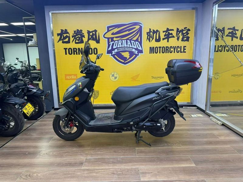 二手济南铃木优驿 UE125T