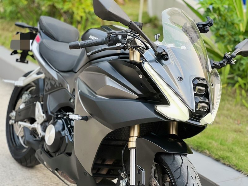 二手贝纳利龙卷风 Tornado 552R